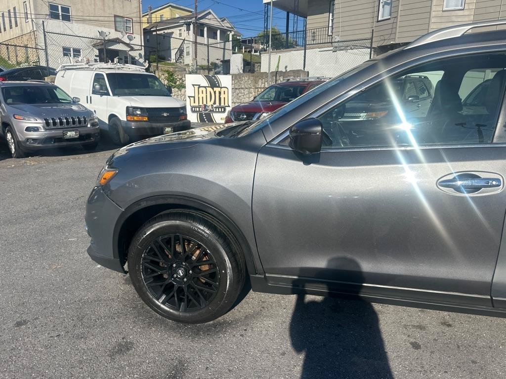 Used 2016 Nissan Rogue SL AWD/4WD image 5