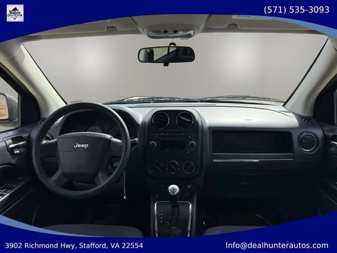 Used 2009 Jeep Compass Sport FWD image 21