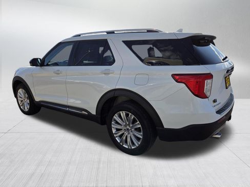 Certified 2023 Ford Explorer Limited w/ Limited Technology Package AWD/4WD image 5