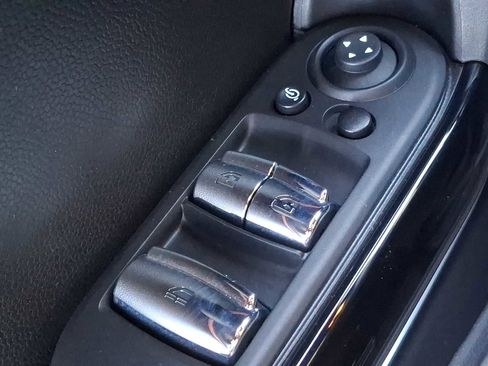 Used 2023 MINI Cooper S image 24