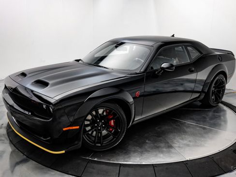 Used 2022 Dodge Challenger SRT Hellcat image 4