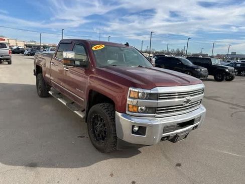 Used 2015 Chevrolet Silverado 2500 LTZ w/ LTZ Plus Package image 24