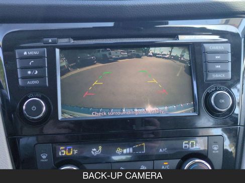 Used 2020 Nissan Rogue Sport SV FWD image 22