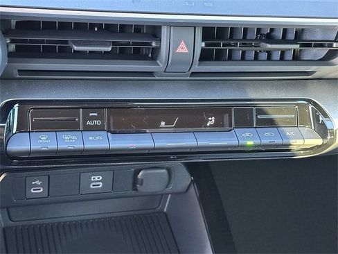 New 2026 Toyota Prius LE image 19