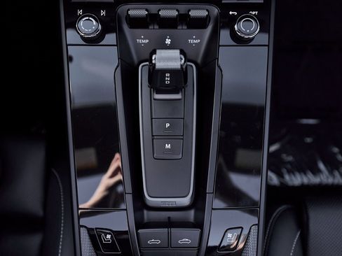 Used 2024 Porsche 911 Carrera GTS w/ Premium Package image 57