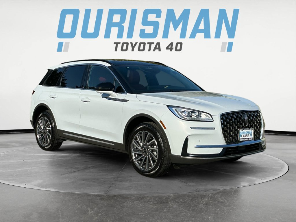 Used 2026 Lincoln Corsair Reserve w/ Rear Removable Package Tray AWD/4WD image 1
