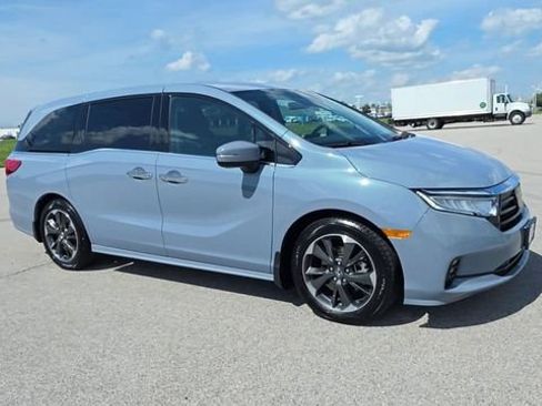 Used 2024 Honda Odyssey Elite image 9