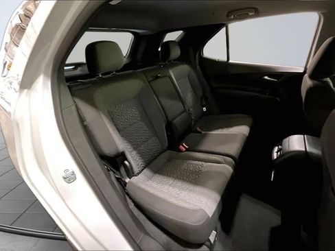 Used 2023 Chevrolet Equinox LT AWD/4WD image 27