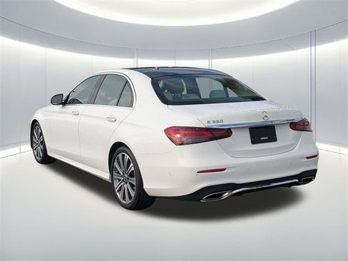Used 2022 Mercedes-Benz E 350 Sedan image 7