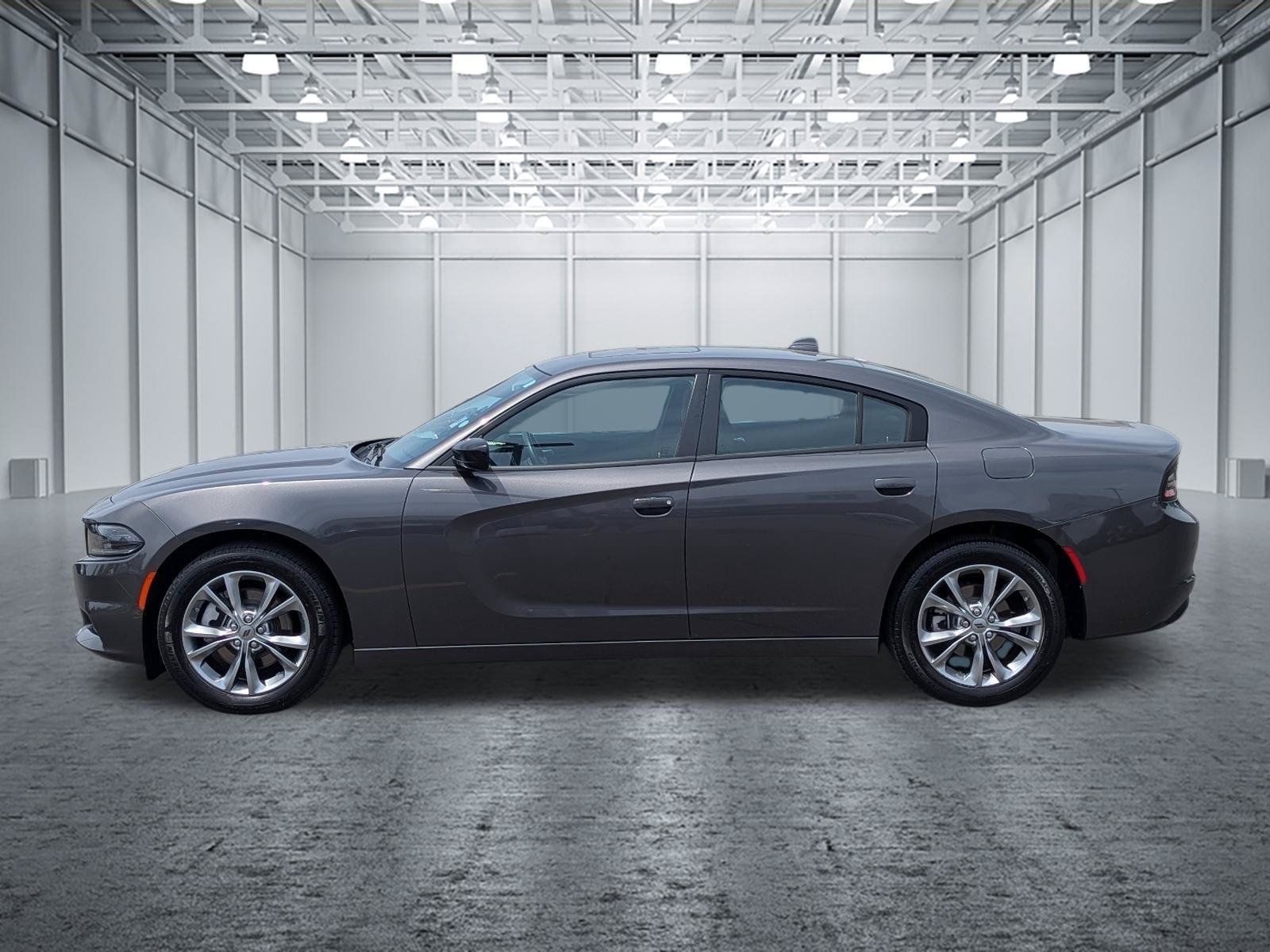 Used 2023 Dodge Charger SXT AWD/4WD image 2