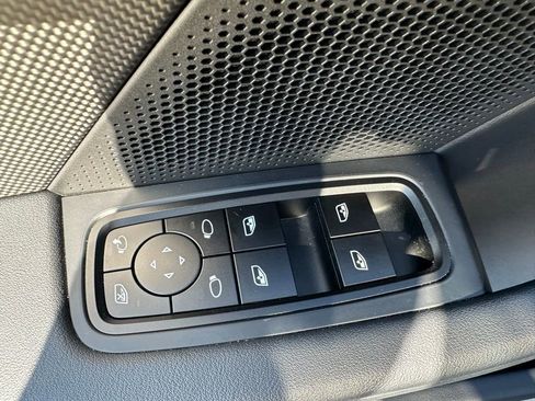 Used 2025 Porsche Taycan 4S image 20