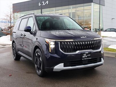 Certified 2025 Kia Carnival EX