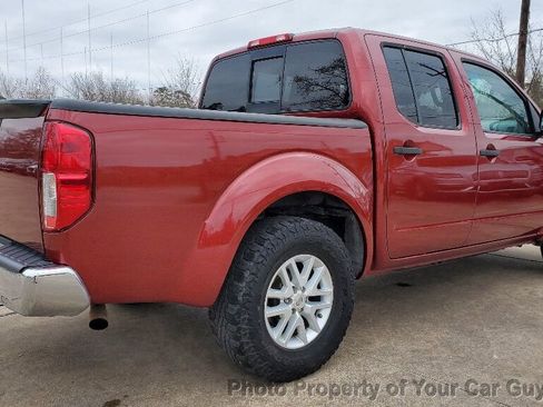 Used 2019 Nissan Frontier SV image 14