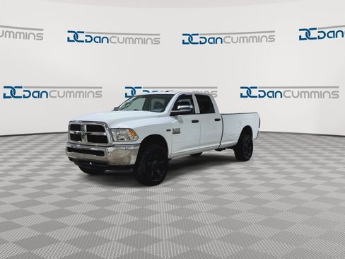 Used 2018 RAM 2500 Tradesman w/ Chrome Appearance Group image 4