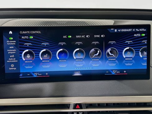 Used 2023 BMW iX xDrive50 w/ Sport Package AWD/4WD image 16