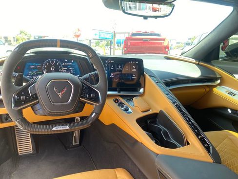 Used 2025 Chevrolet Corvette Z06 w/ Chrome Exterior Badge Package RWD image 12