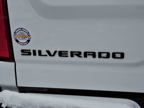 Used 2022 Chevrolet Silverado 2500 LTZ w/ LTZ Plus Package image 31