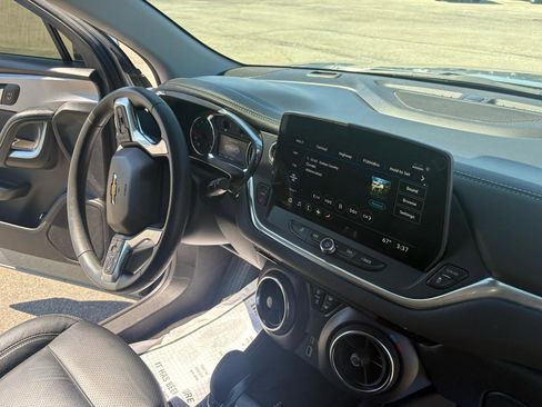 Used 2024 Chevrolet Blazer LT w/ Convenience Package FWD image 38