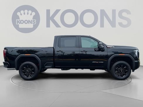 New 2026 GMC Sierra 2500 AT4 w/ Technology Package AWD/4WD image 8