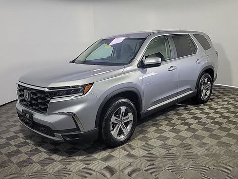 Certified 2025 Honda Pilot EX-L image 12