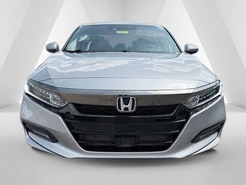 Used 2018 Honda Accord Sport image 2