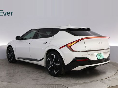 Used 2024 Kia EV6 GT-Line image 16