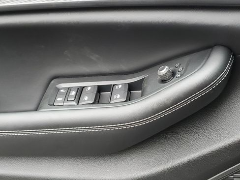 New 2025 Jeep Grand Cherokee Laredo image 20