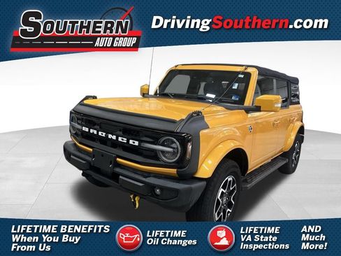 Used 2022 Ford Bronco Outer Banks AWD/4WD image 1