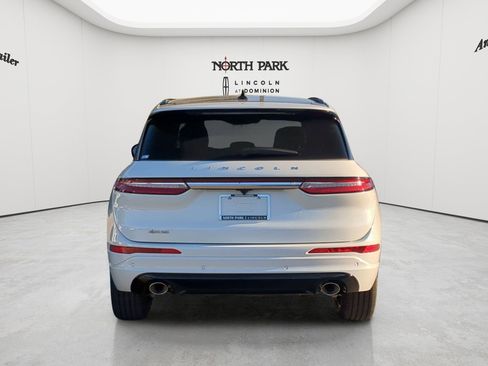 New 2026 Lincoln Corsair Reserve w/ Jet Appearance Package FWD image 4