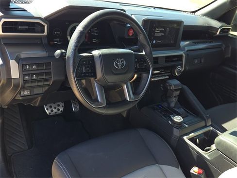 Used 2024 Toyota Tacoma TRD Sport image 17