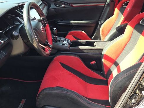 Used 2019 Honda Civic Type R image 18