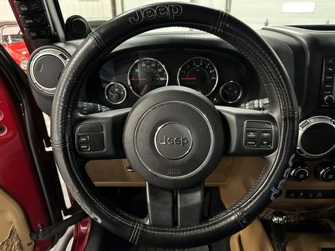 Used 2012 Jeep Wrangler Sahara w/ Trailer Tow Group image 25