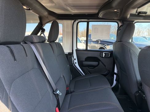 Certified 2025 Jeep Wrangler Unlimited Sport S 4xe AWD/4WD image 10