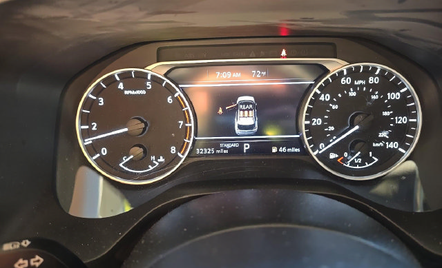 Used 2023 Nissan Rogue SV FWD image 5