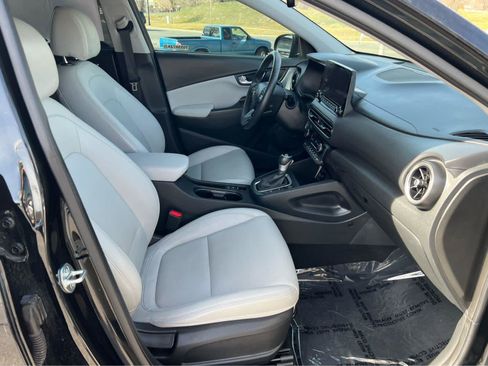 Certified 2023 Hyundai Kona Limited AWD/4WD image 17