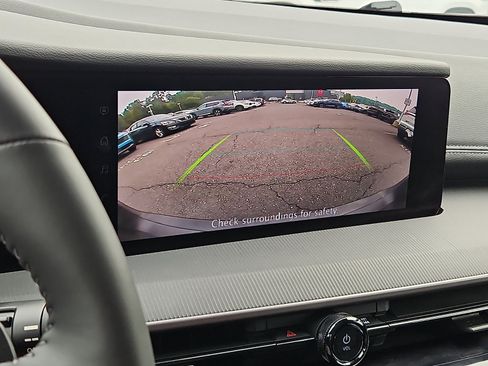 Certified 2025 Nissan Murano SV AWD/4WD image 17