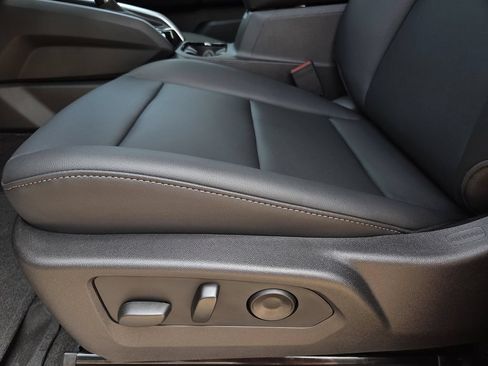New 2026 Chevrolet Colorado LT w/ LT Convenience Package RWD image 18