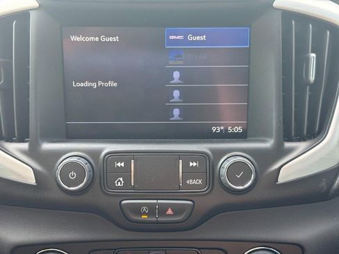 Certified 2024 GMC Terrain SLT w/ Tech Package image 20