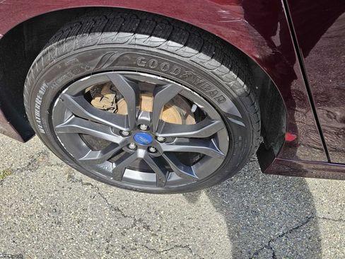 Used 2018 Ford Fusion SE w/ Equipment Group 601A FWD image 19
