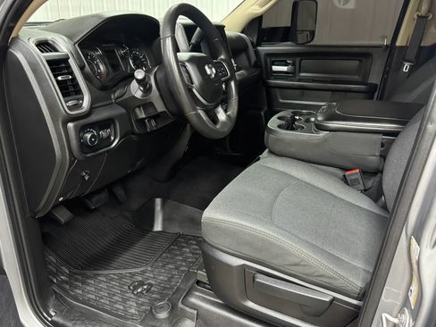 Used 2019 RAM 2500 Tradesman AWD/4WD image 10