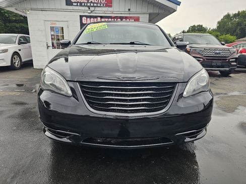 Used 2014 Chrysler 200 Limited w/ Sun/Sound Group FWD image 3
