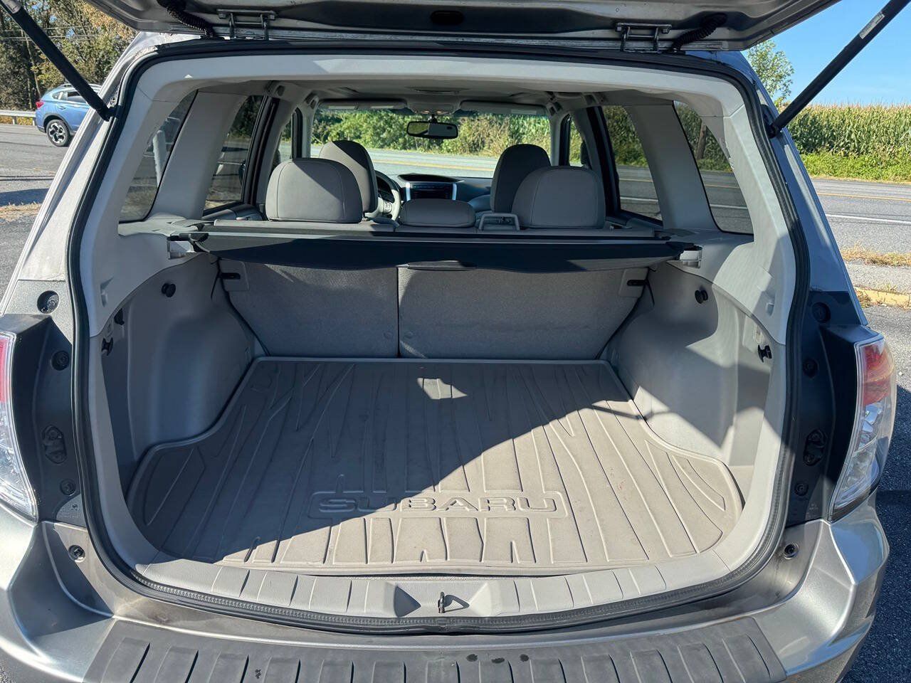 Used 2009 Subaru Forester 2.5X Limited AWD/4WD image 6