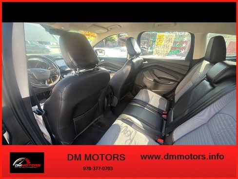 Used 2018 Ford Escape SE w/ SE Sport Appearance Package AWD/4WD image 14