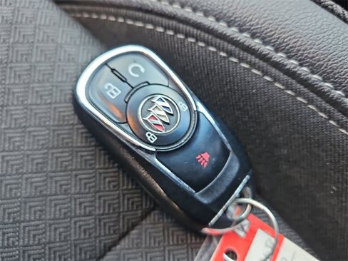 Used 2020 Buick Encore GX Preferred w/ Cold Weather Comfort Package image 37