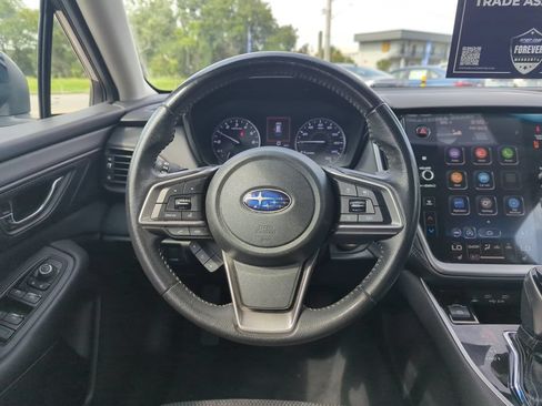 Used 2022 Subaru Outback Premium AWD/4WD image 17