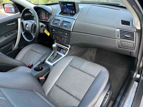 Used 2006 BMW X3 3.0i image 9