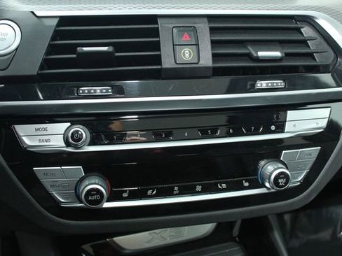 Used 2021 BMW X3 xDrive30e w/ M Sport Package image 16