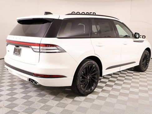 New 2026 Lincoln Aviator Reserve image 23