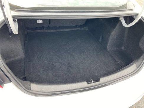 Used 2023 Chevrolet Malibu LT FWD image 20