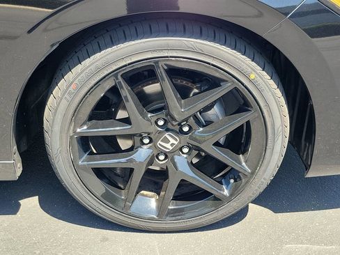Certified 2024 Honda Civic Sport image 6
